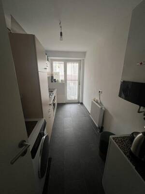 Schöne 2-Zimmer-Wohnung in Stuttgart mit Einbauküche, Balkon und Keller – 70186 Stuttgart – Vorschaubild 7
