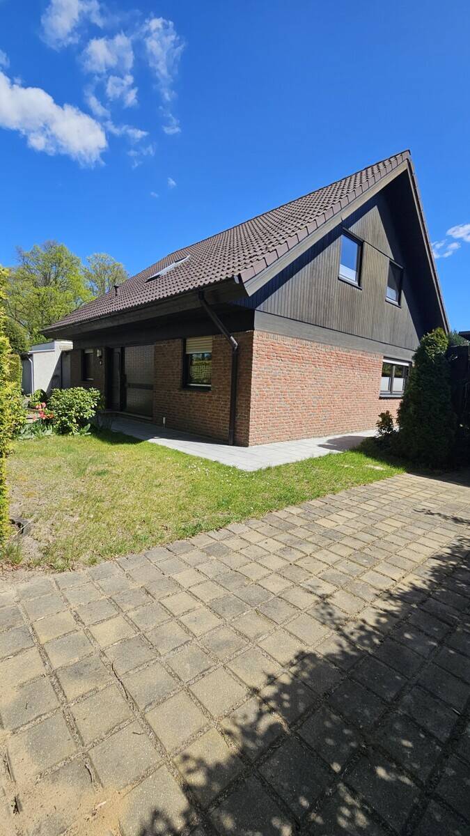 Hauptstadtmakler-Bezugsfreies Traumhaus in Top-Lage – Neuenhagen bei Berlin – Bild 1 von 9