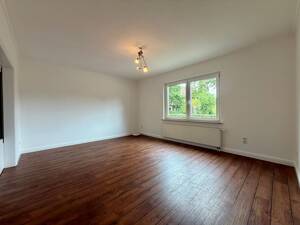 Frisch renovierte 4-Zimmer-Erdgeschosswohnung mit eigenem Garten in Bürgerfelde – 26127 Oldenburg – Vorschaubild 6