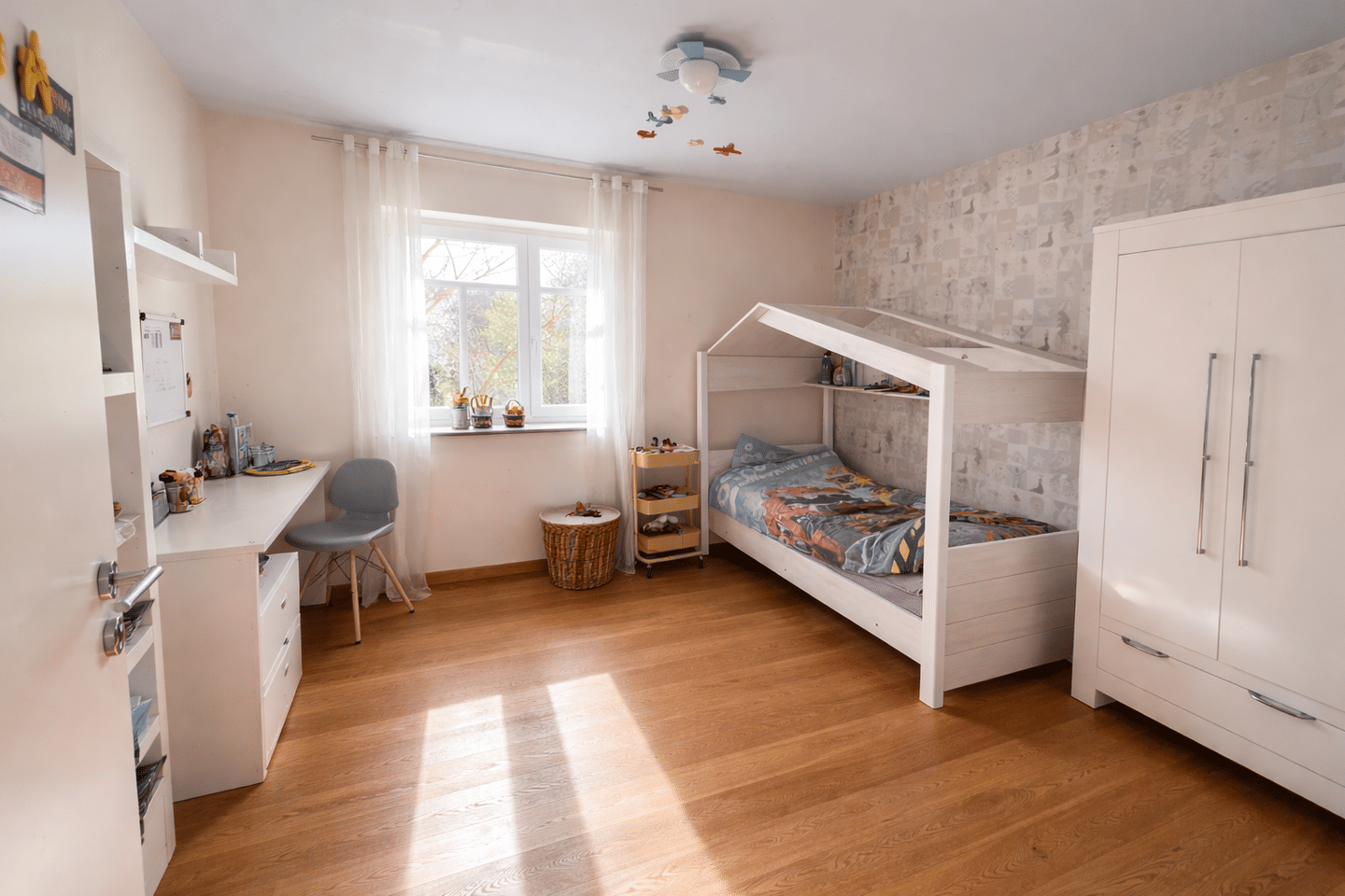 Familientraum mit Mieteinnahmen – Hochwertiges MFH mit 4 Einheiten und Top-Energieeffizienz – Goldbach – Vorschaubild 8