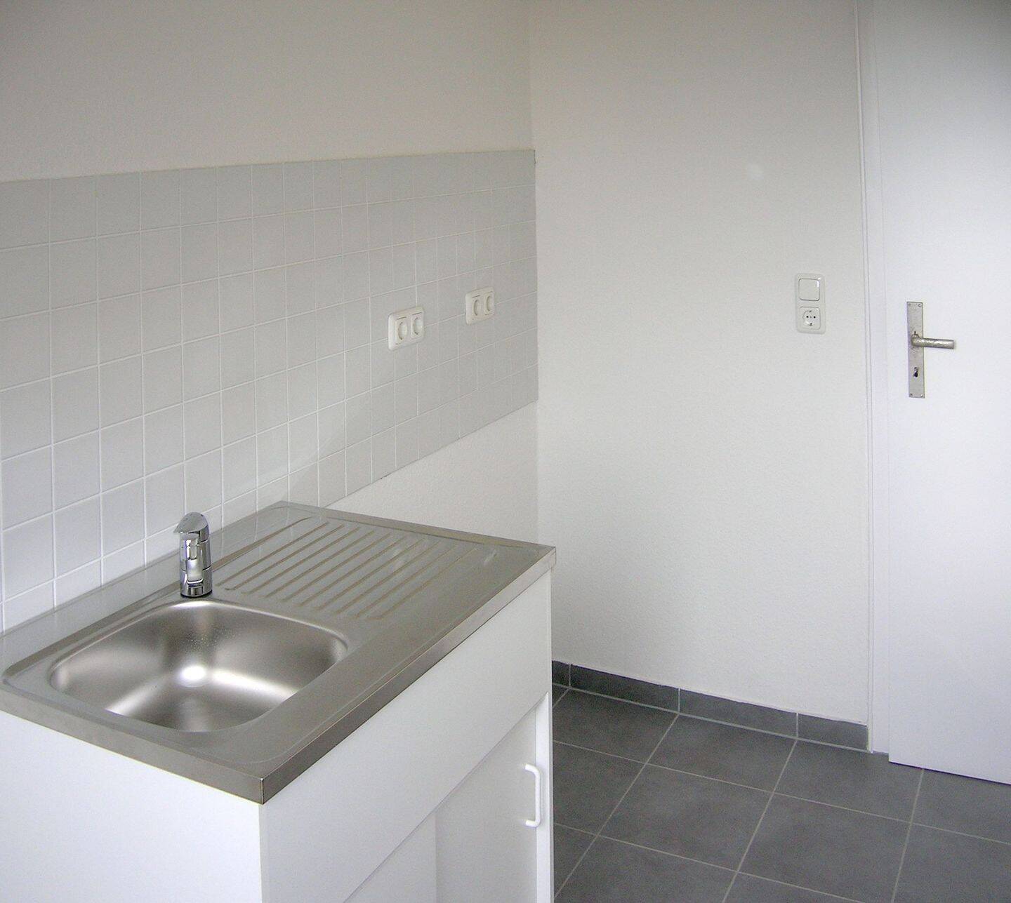 charmante 2 Zimmer Dachgeschosswohnung – Wolfsburg – Vorschaubild 5