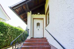 Bestandshaus mit Vollkeller auf großem 1.398 m² Grundstück mit Potential für Neubau! – 12683 Berlin – Vorschaubild 6