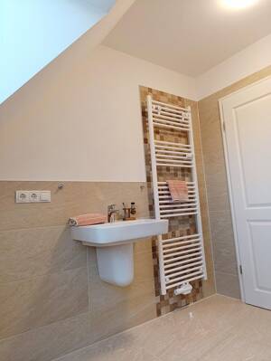 Dachgeschoß-Maisonette-Wohnung 44 qm am Tilsiter Platz in Kiel-Ellerbek – 24148 Kiel – Vorschaubild 7
