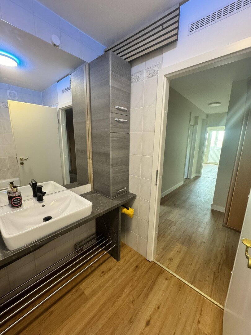 Herrenbach-Spickel: gut geschnittene 3 Zimmer-Wohnung mit Fernblick in guter Lage. Provisionsfrei! – Augsburg – Vorschaubild 9