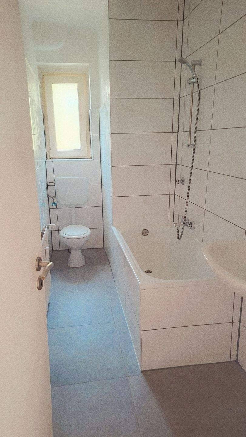 Duisburg - Wanheimerort *** helle, sanierte 2 Zi.Whg. mit Wohnküche – Duisburg – Vorschaubild 4