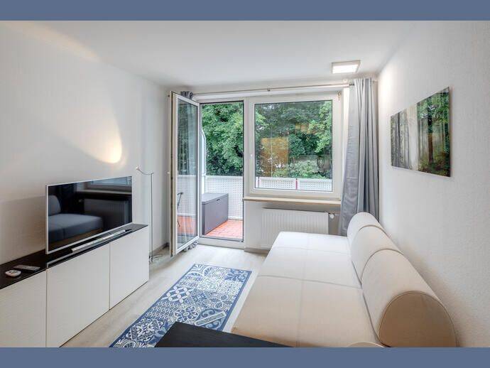 Möbliert: Schönes möbliertes Apartment in Solln – München – Vorschaubild 2