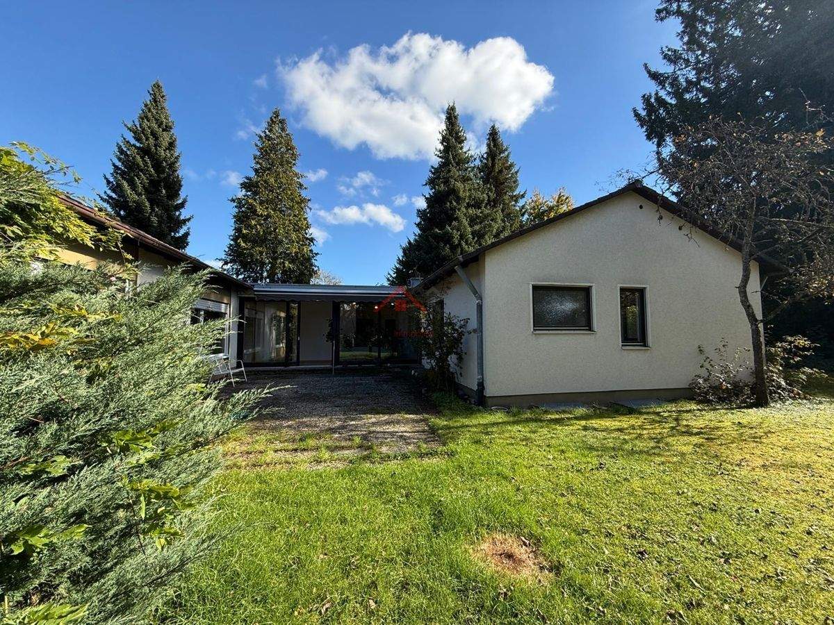 Großzügiger Bungalow mit Garage auf parkähnlichen Grundstück im Brunnental Tuttlingen – Tuttlingen – Vorschaubild 5