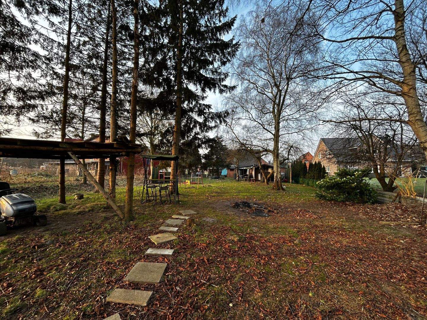 Preisreduzierung! Schönes Einfamilienhaus mit großem Grundstück, 2 Auffahrten, 2 Bädern und freier Sicht- ideal für Familien und Tierfreunde – Hennstedt – Vorschaubild 9