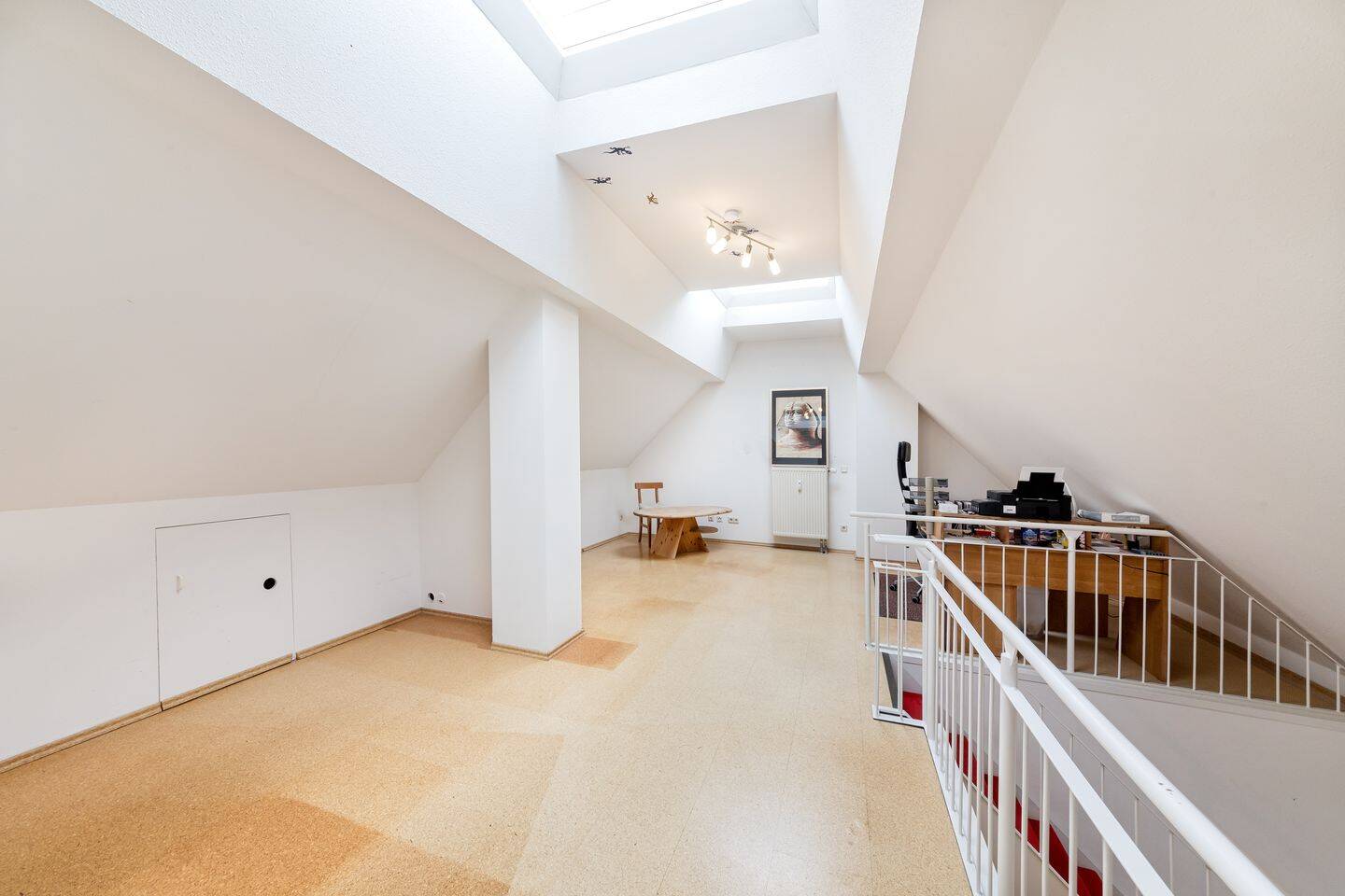 Urban wohnen, ruhig ankommen - große 3-Zimmer-Galeriewohnung im Münchner Süden – München – Vorschaubild 4
