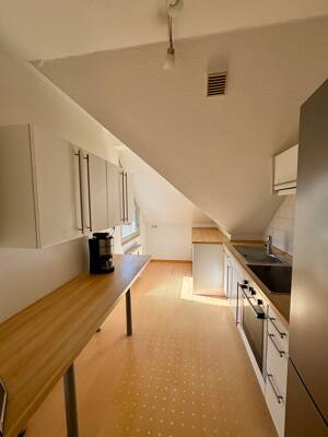 Schöne 2-Zimmer-Dachgeschosswohnung 58 m² – ruhig, grün und günstig! – 40629 Düsseldorf – Vorschaubild 6