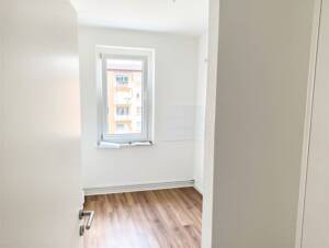 Familienfreundliche 3-Raum-Wohnung mit Balkon sucht nette Mieter – 4249 Leipzig – Vorschaubild 4