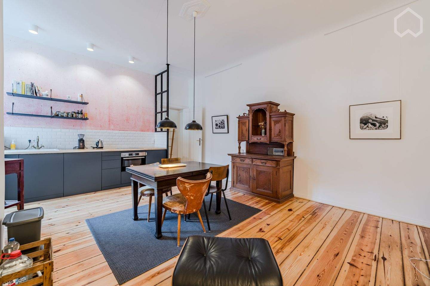 Luxuriöses Designer-Apartment mit zeitloser Eleganz – Berlin – Vorschaubild 6