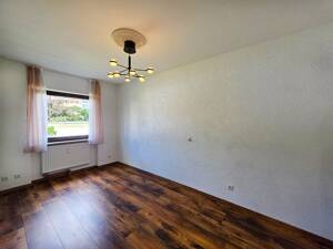 Sanierte Erdgeschosswohnung mit Garage, Balkon... in Rheingönheim – 67067 Ludwigshafen am Rhein – Vorschaubild 7