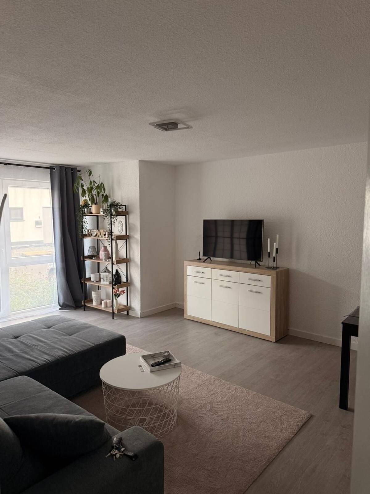 Sehr schöne 50m² Singlewohnung im EG – 57080 Siegen – Bild 1 von 5
