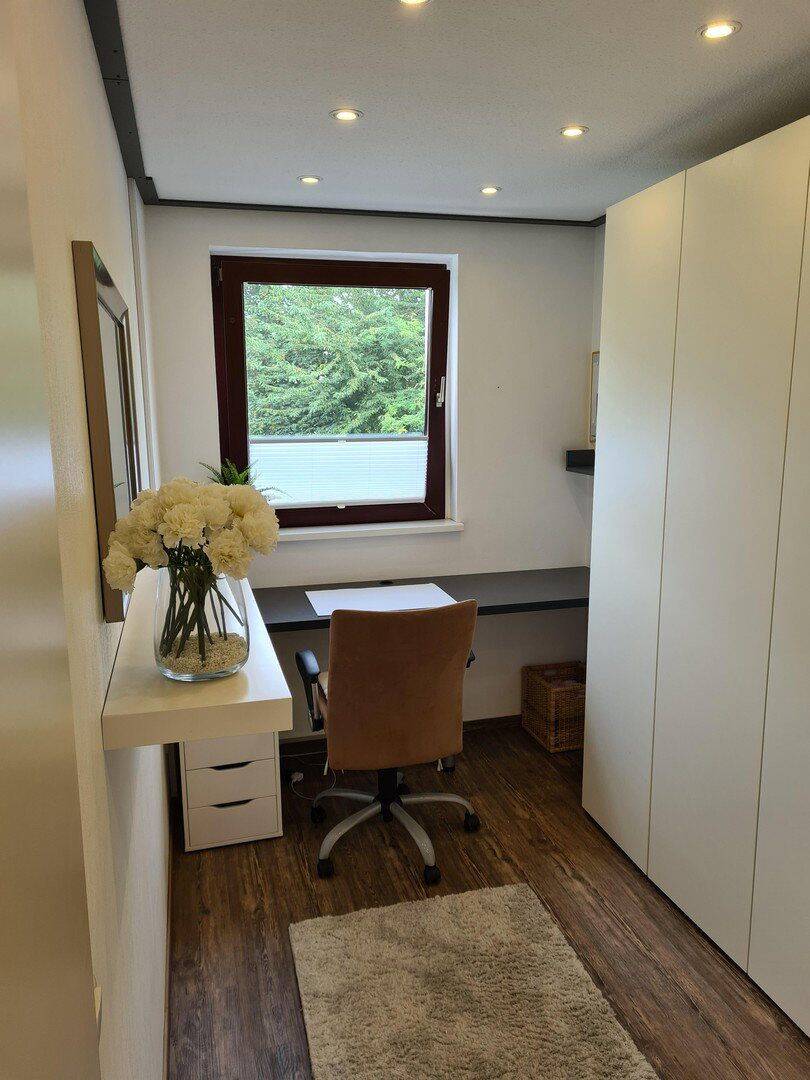 Modern sanierte 3,5-Zimmer-Wohnung mit Balkon, Garage & EBK | Eigennutzer oder ca. 6 % Rendite – Essen – Vorschaubild 9