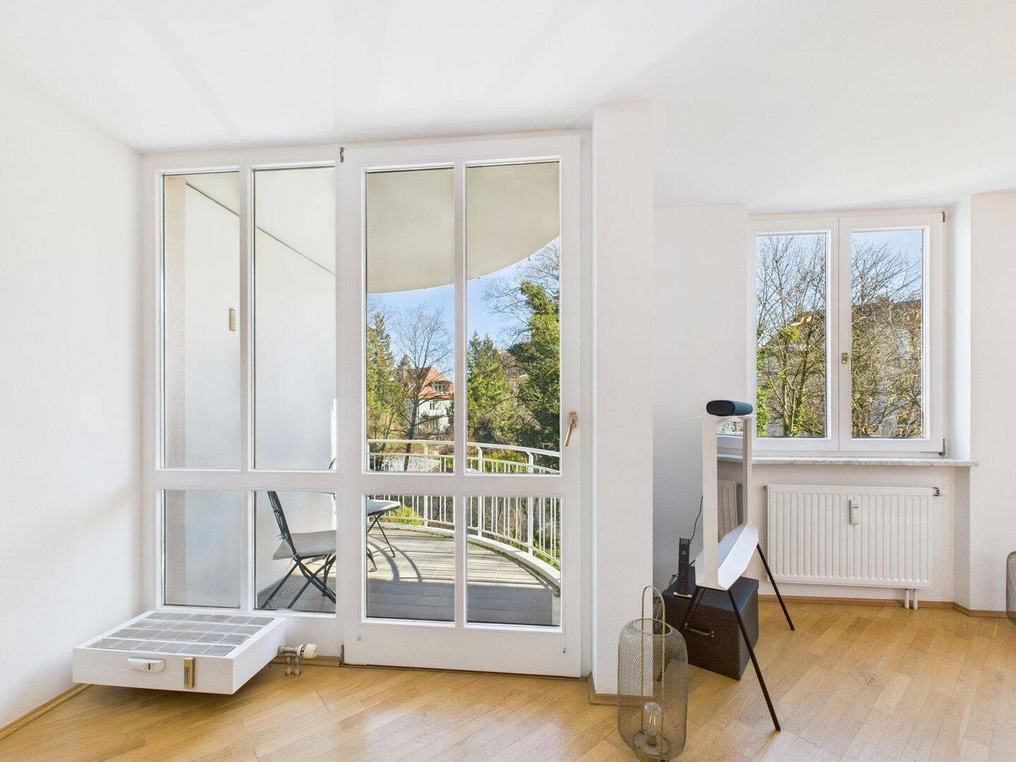 Hochwertige 2-Zimmer-Wohnung zwischen Schloss und Hirschgarten – München – Vorschaubild 5