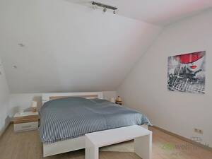 (EF0837_M) Dresden: Strehlen, möblierte Dachwohnung in ruhiger grüner Wohnlage, Waschmaschine, inkl. WLAN – 1219 Dresden – Vorschaubild 4