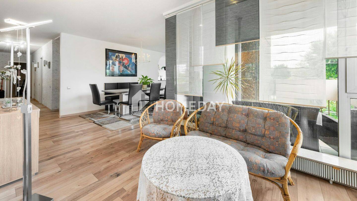 Großzügige Etagenwohnung mit Dachterrasse, zwei Balkonen und Tiefgaragenstellplatz – Gelsenkirchen – Vorschaubild 6