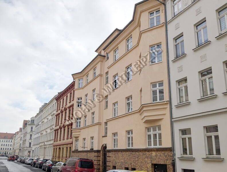 Erstbezug nach Komplettenovierung: 3-Zi.-Whg. in Leipzig-Stötteritz