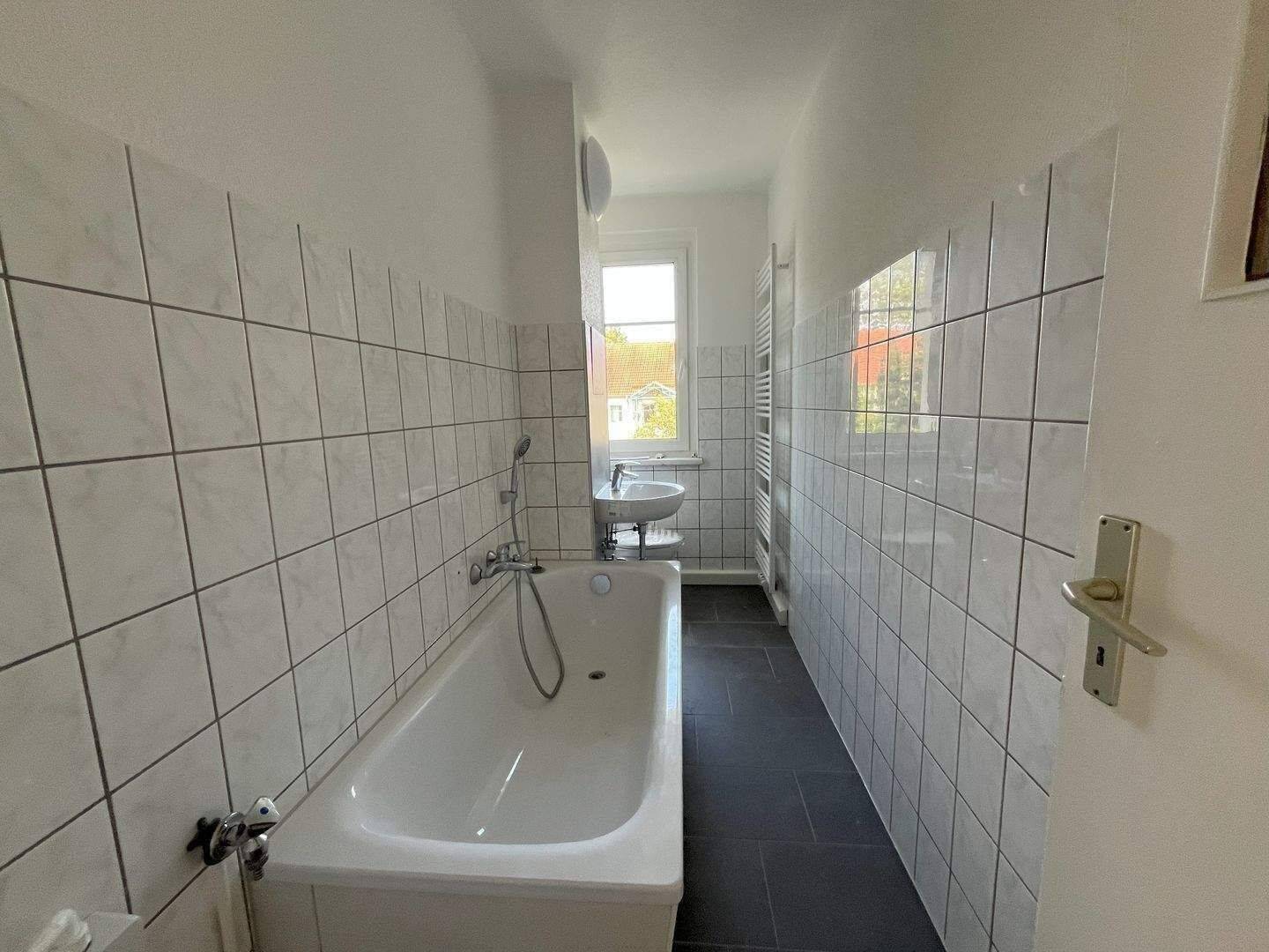 Top - Studentenangebot...Super 2-Zimmer-WG-Wohnung mit Einbauküche, all incl., sofort einzugsfertig – Zwickau – Vorschaubild 9