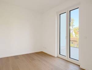 NEUBAU: Barrierefreie 4-Zimmer-Wohnung mit sonnigem Balkon, Lift und Hobbyraum – 81247 München – Vorschaubild 8