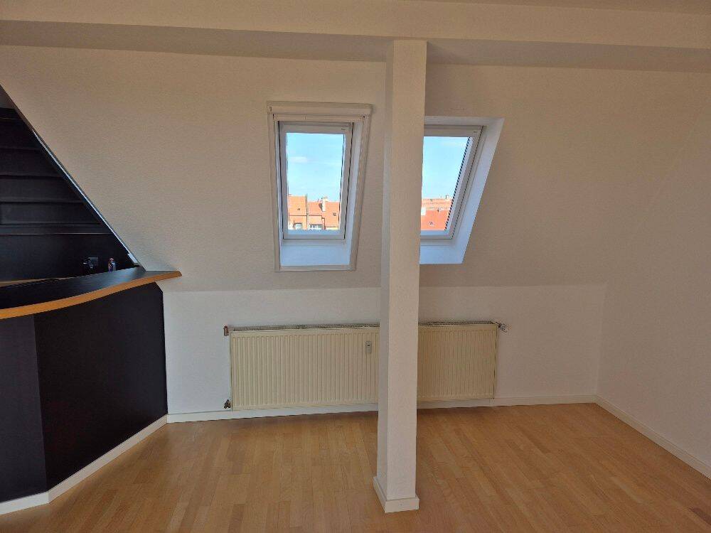 Nürnberg Hummelstein: helle Maisonette Wohnung mit Galerie Ebene; Dachloggia; Einbauküche; Tageslichtbad; ab sofort verfügbar – Nürnberg – Vorschaubild 3