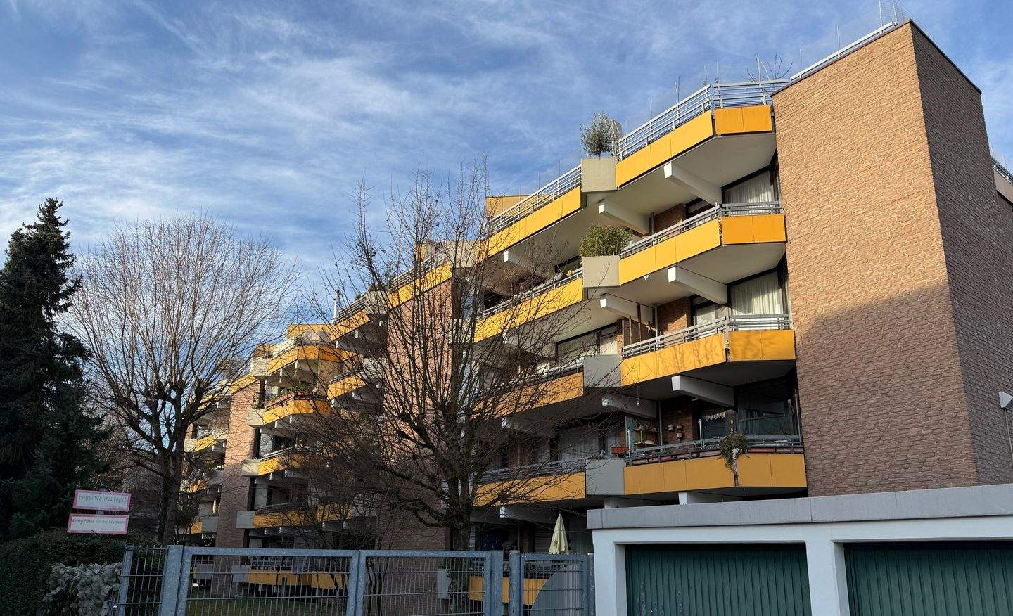 BONN-AUERBERG: Gut geschnittene 2-Zimmer-Wohnung in gepflegter Wohnanlage – Bonn – Bild 1 von 9