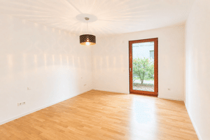 Top-Lage, großer Garten, attraktiver Preis - 3-Zimmer-Wohnung in Frankfurt-Seckbach – 60389 Frankfurt am Main – Vorschaubild 2