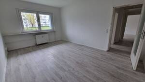 Gepflegte und Helle 2-Zimmer-Wohnung mit Einbauküche! – 45147 Essen – Vorschaubild 7