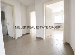 3-Zimmer-Eigentumswohnung in Ingolstadt - mit Süd-West-Balkon, Außenstellplatz und starkem Wohnpotenzial! – 85053 Ingolstadt – Vorschaubild 8