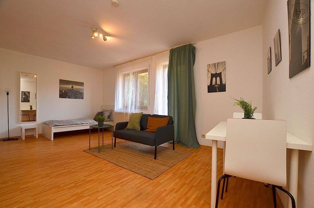 Gemütlich möblierte Wohnung in Würzburg-Heuchelhof verfügbar vom 19.06.2026 -31.08.2027 – Würzburg – Vorschaubild 2