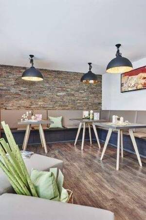 Möblierte Komfort-Apartments mit Terrasse im "AAL INN city" – 73430 Aalen – Vorschaubild 7