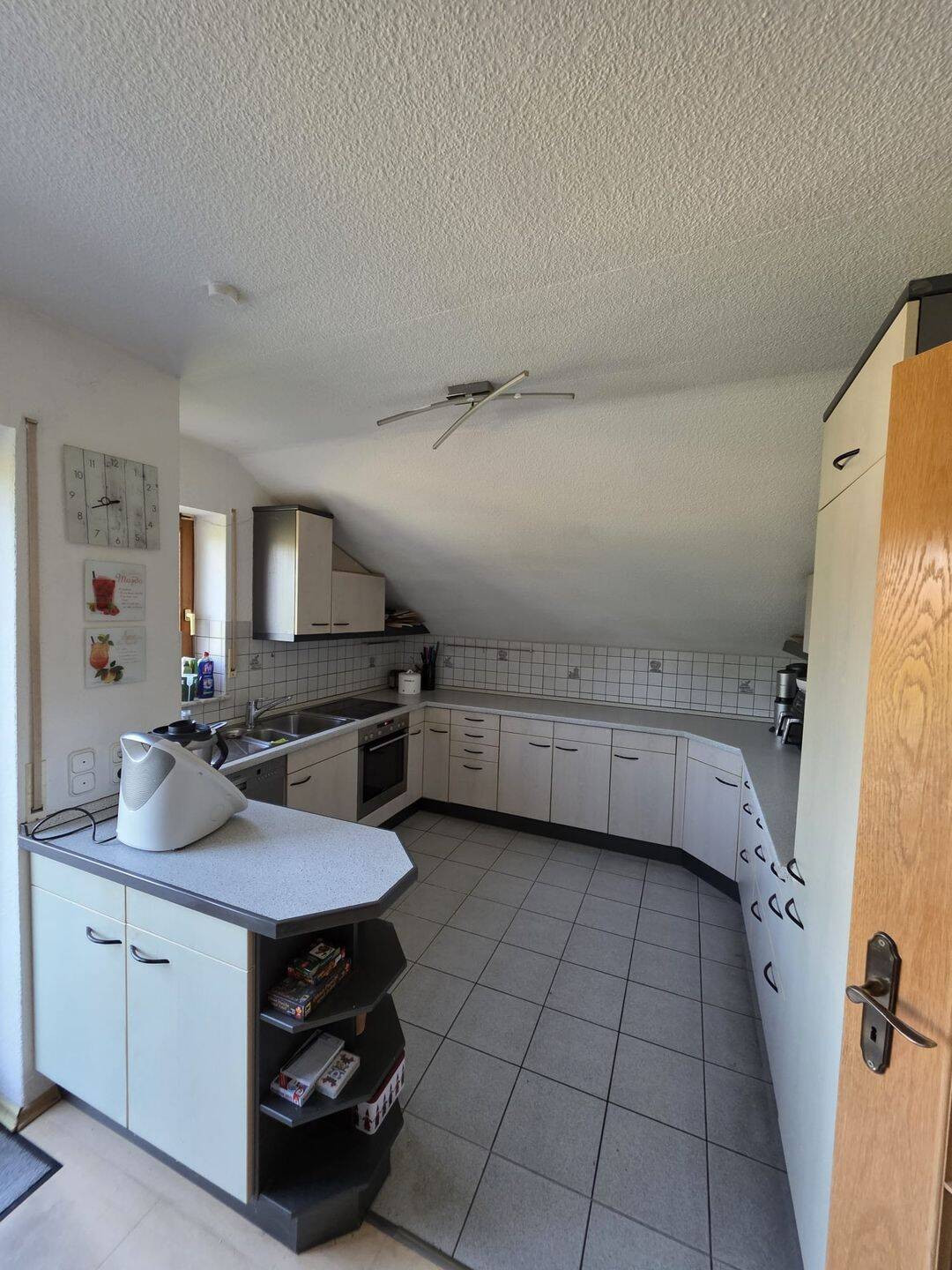 Lichtdurchflutete 3 Zimmer Wohnung mit großem Balkon & Garten – Ulm – Vorschaubild 2
