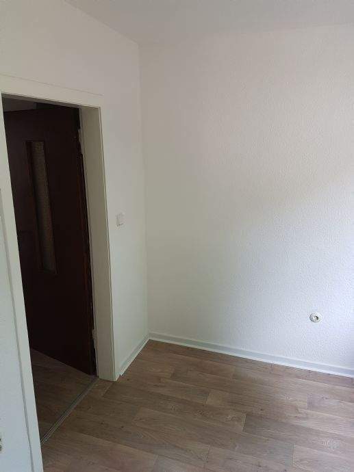 GELEGENHEIT!!! RENOVIERTES 1 ZIMMER ERDGESCHOSS APARTMENT + NEUES BADEZIMMER in OBERHAUSEN - ALTSTADT - SÜD!!! – Oberhausen – Vorschaubild 7
