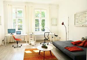 Light-Filled Designer Apartment near Glienicker Bridge - All-Inclusive Rent – 14467 Potsdam – Vorschaubild 3