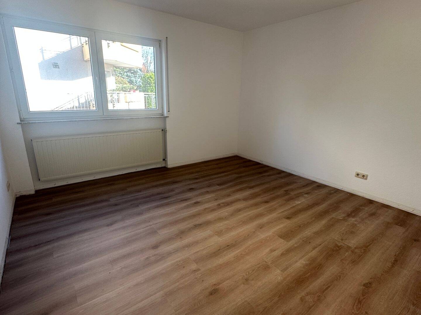 Sbr.- Rotenbühl * schicke 3 ZKB Wohnung * top Lage * top renoviert * neues Bad *Uni Nähe * barrierefrei * Garage – Saarbrücken – Vorschaubild 9