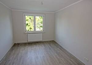 3-Raum-Wohnung mit Badewanne und großem Balkon – 39387 Oschersleben – Vorschaubild 5