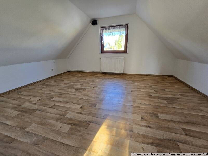 Kleines Haus mit 3 Räumen in Adelsberg... Vergrösserung durch Aufbau vorstellbar... – Chemnitz – Vorschaubild 5