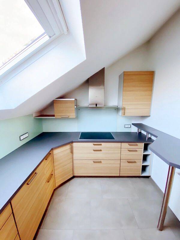 Kreative Dachgeschosswohnung mit Balkon - ruhig und zentral in München-Daglfing – München – Vorschaubild 7