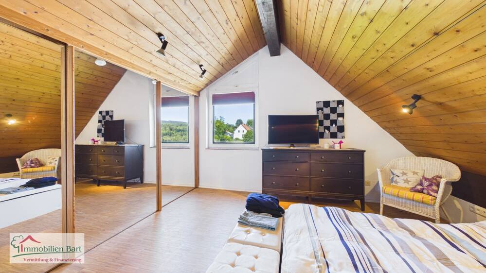 FREMERSDORF: ARCHITEKTENHAUS / EINLIEGERWOHNUNG / GARTEN / GARAGE! – Rehlingen-Siersburg – Vorschaubild 9