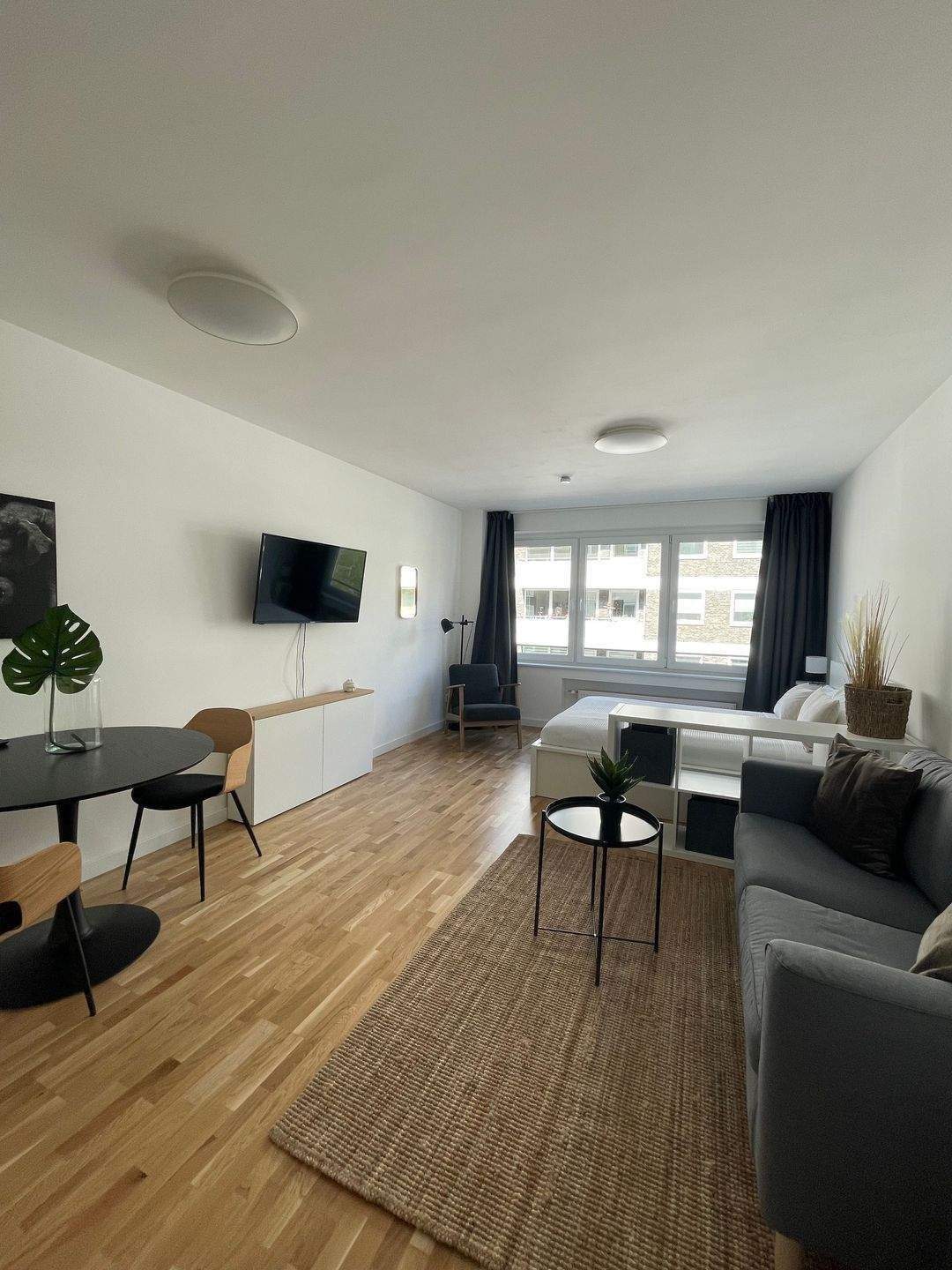 Stilvoll möbliertes Apartment im Szene-Viertel – Düsseldorf – Vorschaubild 2