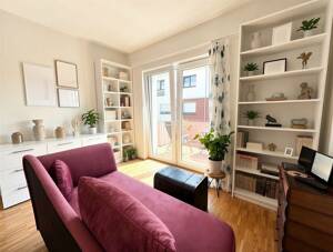 Helle 4-Zimmer-Wohnung mit zwei Balkonen in einer Lage zum Wohlfühlen – 22179 Hamburg – Vorschaubild 7