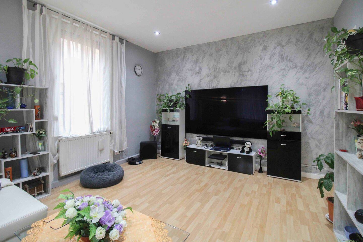 Charmante 3-Zimmer-Altbauwohnung in zentraler Lage von Bad-Cannstatt – Stuttgart – Vorschaubild 2