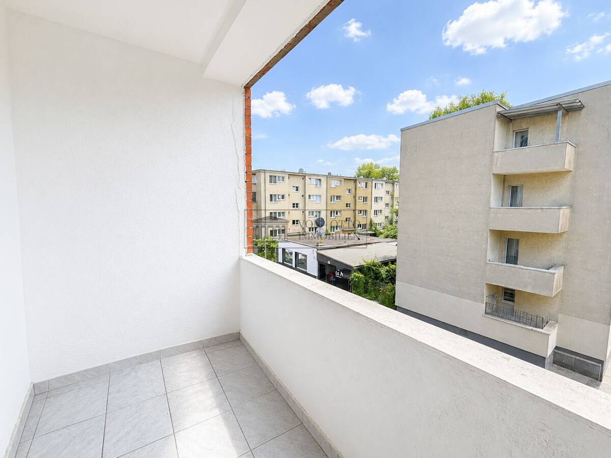 Attraktive Kapitalanlage: Vermietete 2-Zimmer-Wohnung mit Balkon – 51103 Köln – Bild 1 von 4