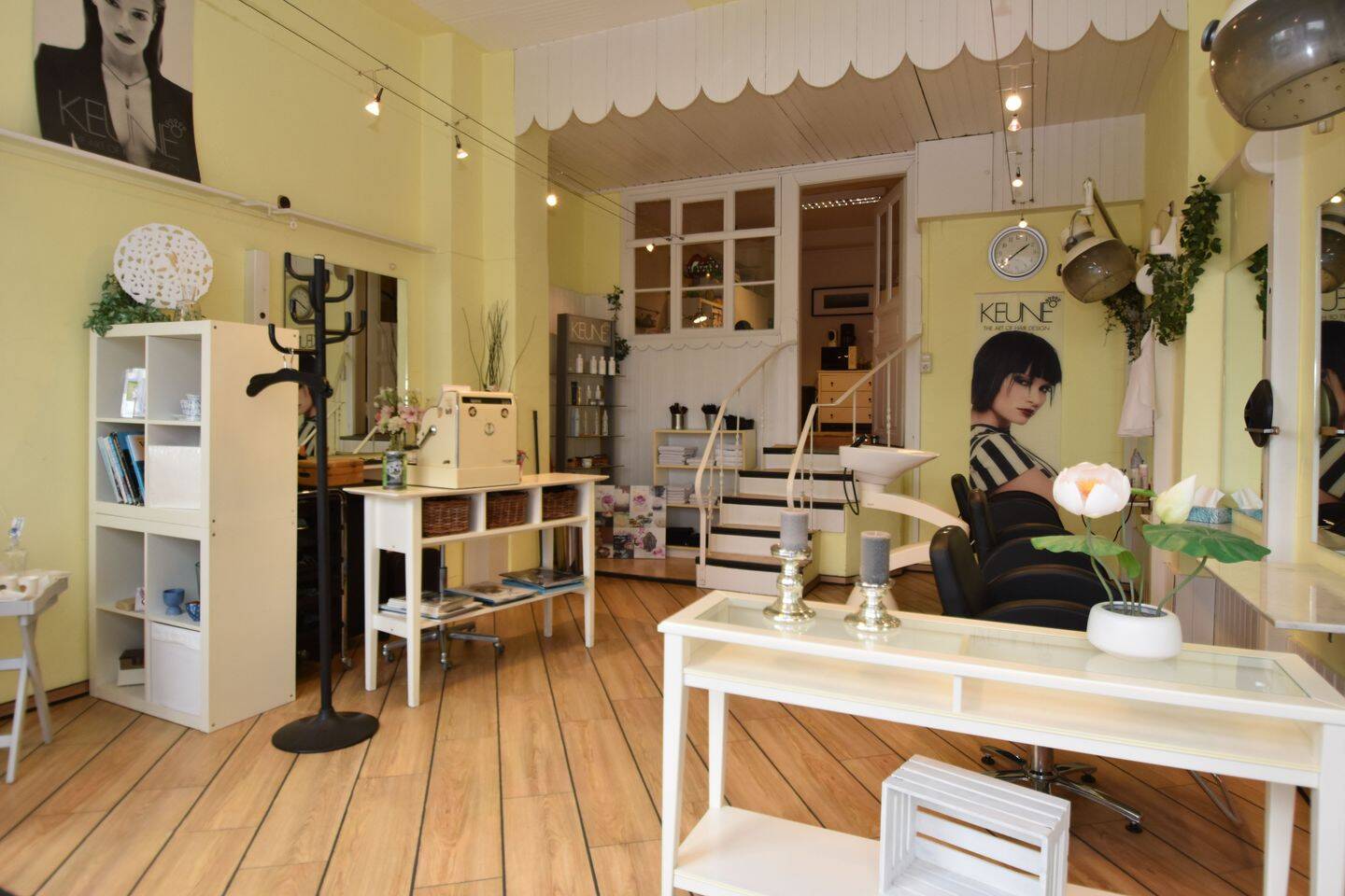 Barber Shop und Meerblick: „Frisör am Kanal" 5,5% Mietrendite + 2,5% AfA – Kiel – Vorschaubild 2