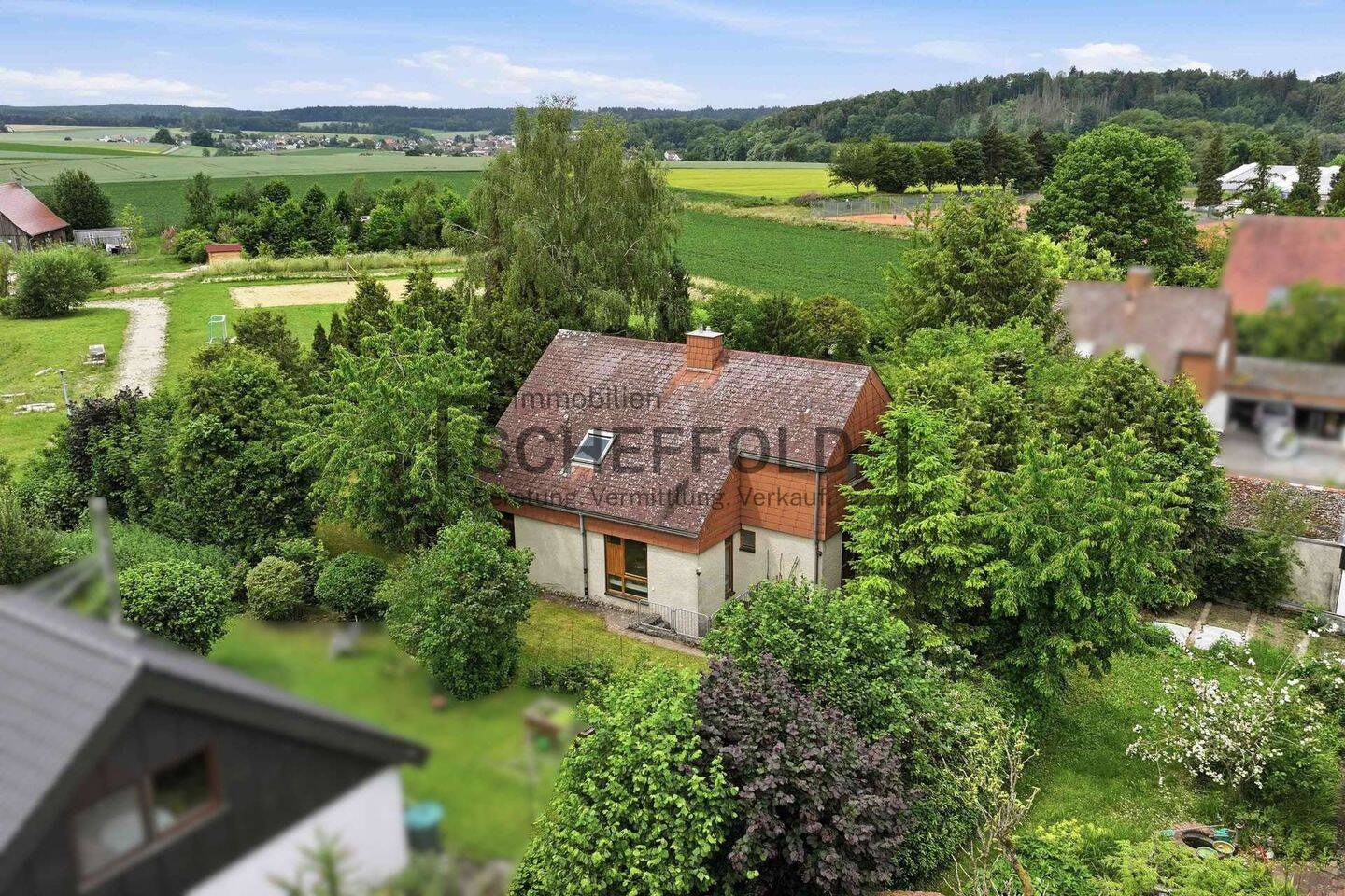 Grünes Familienidyll! Liebevoll gepflegtes Einfamilienhaus mit Charme und Raum für Ihre Wohnideen – Biberach an der Riß – Vorschaubild 6