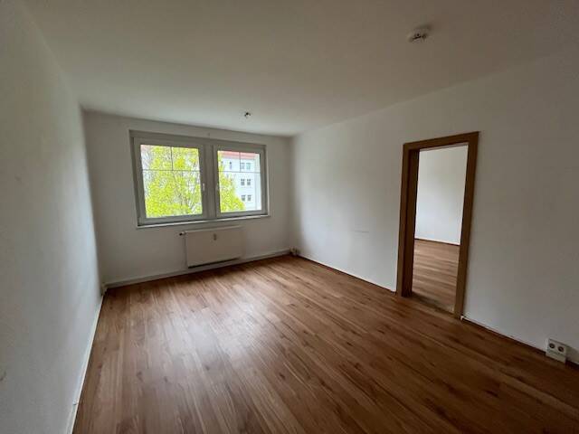 Modernes 2-Zimmer-Apartment mit Charmanten Annehmlichkeiten in Zwickau – Zwickau – Vorschaubild 4