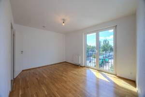 Vermietet, Eigennutzung ab Mitte 2027 möglich: Terrasse, Balkon und TG-Stellplatz im Europaviertel – 60486 Frankfurt am Main – Vorschaubild 9
