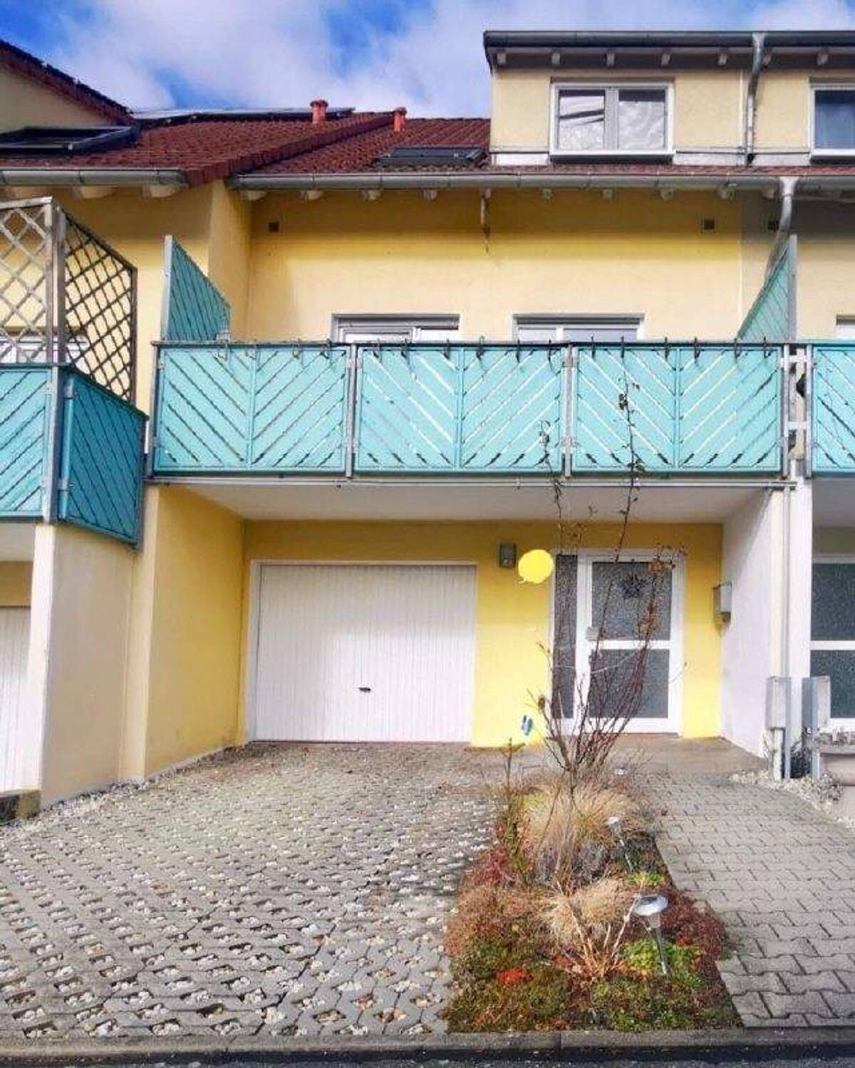 Reihenhaus in begehrter Lage / Dresden-Weixdorf – 1108 Dresden – Bild 1 von 4