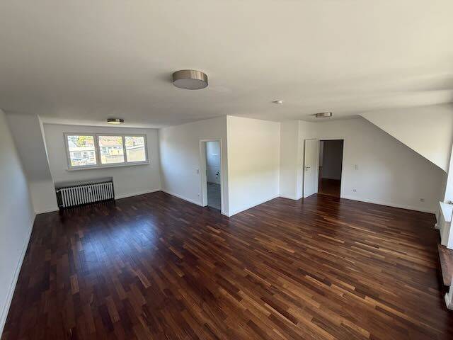 Wuppertal | DG-Wohnung | ca. 150 m² | KDB Gäste-WC 4 Z | Balkon – Wuppertal – Vorschaubild 2